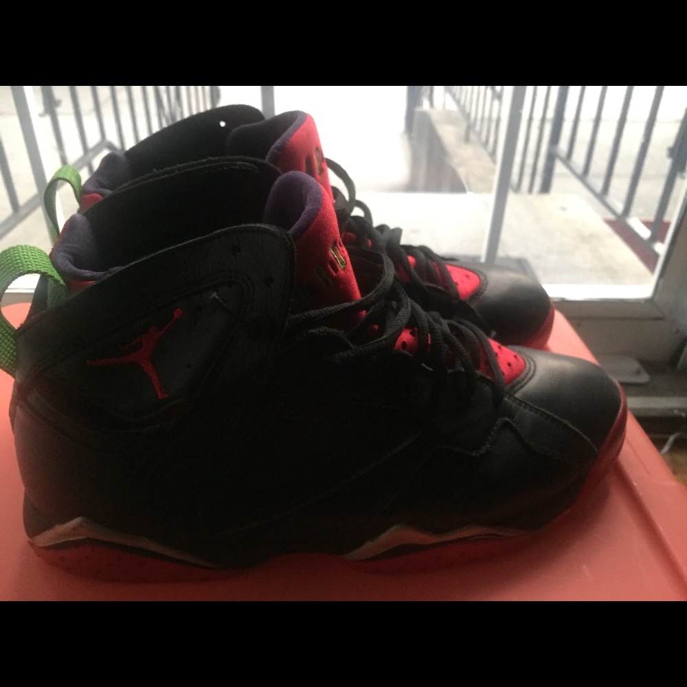 Retro Air Jordan 7